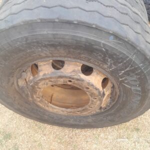 315s with 50% life trailer and diff